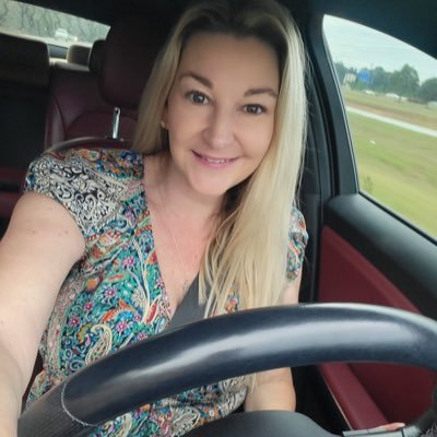 tillybate57's profile picture. 👋 Hey there! I'm a passionate ## Human Resources Personnel 🧑‍💼, dedicated to