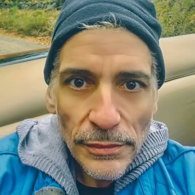 ttthot69's profile picture. ....