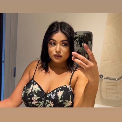 Capriece9's profile picture. 