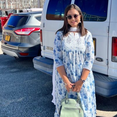 Shivika/शिविका✨ Profile