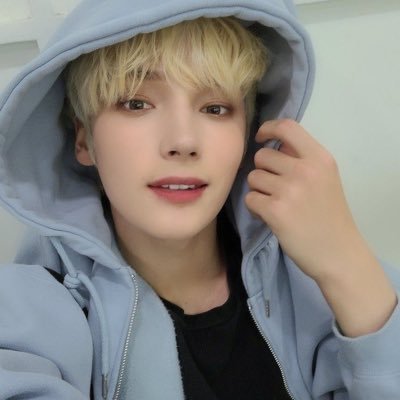 was hyukacalss!! | still ☆ving for txt | cw: fat gw: 50kg ugw 43kg ||