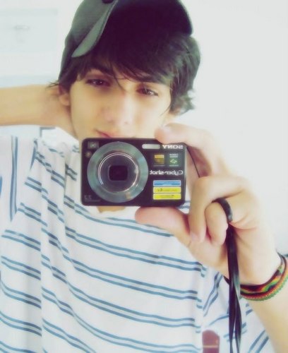 Por que toda vez que você sai Parte de mim também se vai Isso não é normal ♫