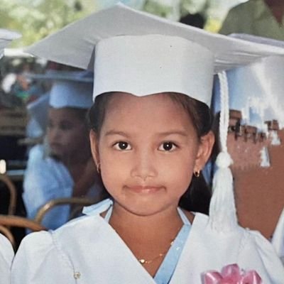 mekelovi's profile picture. out of sight, out of mind