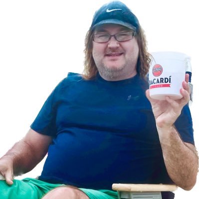 RealChuckk's profile picture. 