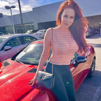 I'm Victoria by name I'm looking for a serious relationship that we lead me to marriage