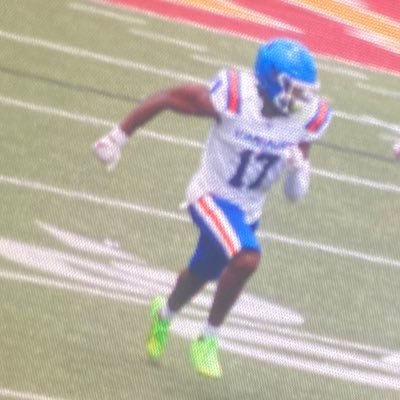 6’3 200| WR | 4.5 40 | 3.0 GPA