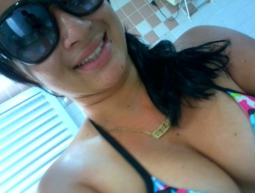 eu sei qe eu to te incomodando , não é a roupa qe eu to vestindo e minha presença qe ta te humilhando ♫♪