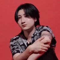 春 (@gloss__haru) 's Twitter Profile