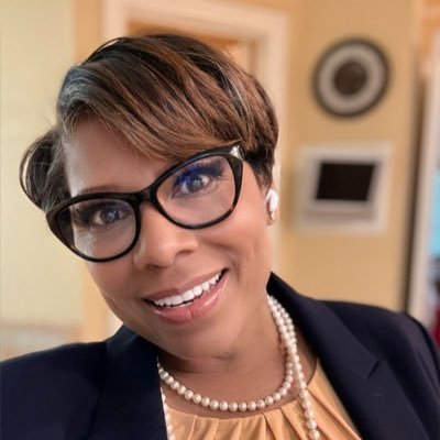 Jesus is my first love! CEO of Revivify Ministries, Inc., Assistant Basketball Coach, Doctor of Ministry student and I'm passionate about making disciples.