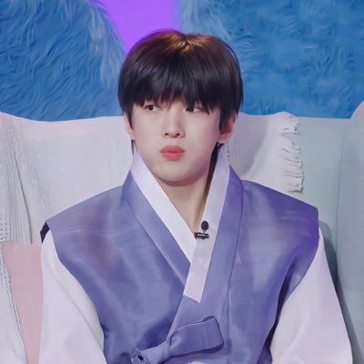 myongmyong9377's profile picture. 