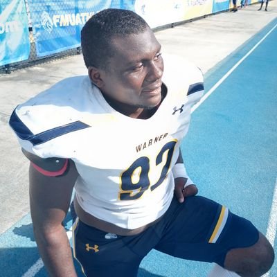 6'1 | 250lbs | DL @WarnerUFootball 🦁. 

Stay Focused! Be Blessed!