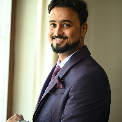 Akhouri01's profile picture. To the point