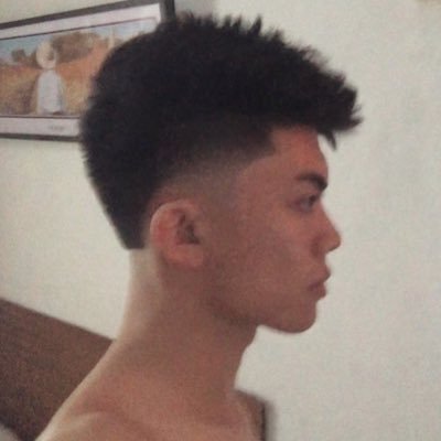 aieronie's profile picture. 🥀