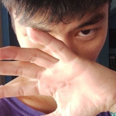 natzyuyuz's profile picture. seeking discomfort.