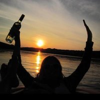 Claire (@beachtimeclaire) 's Twitter Profile