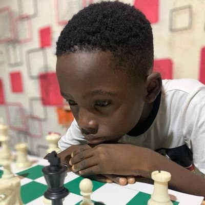 OyesileOzil's profile picture. I want to become a Grandmaster in the game of chess and serve as an influencer just like  @chesswitivie and @TundeOD