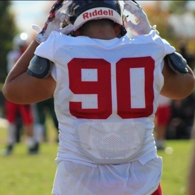 OLMC🇨🇦 | #90 | 5’11 | 235lbs | DL/LB/FB/LS | C/o ‘24 | First Team Ropsaa Allstar DT | email: carson5461@gmail.com | 2023 highschool highlight tape⬇️ |