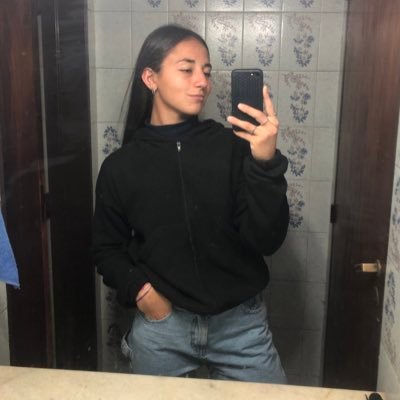 pauromanoo_'s profile picture. 