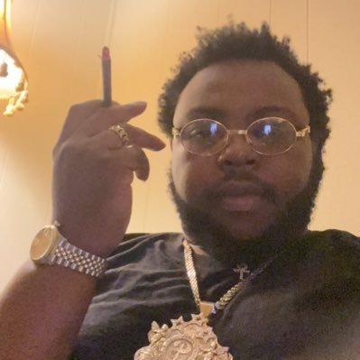 Serial Entrepreneur👨🏽💻📈 I help people gain capital💰Dm Me #BDM IG:Snappa102 SC:SnapGotItx9 AYAT🐢 ASU 💜💛 | 🦅⚡️💤