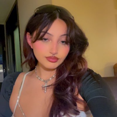 pitucky's profile picture. divine feminine