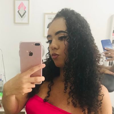 SallesHelloa's profile picture. Aí daquele que te humilhar e te tocar, eu te exaltarei, tu és minha menina. 🤍