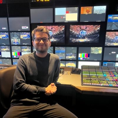 📍Hoboken
📺 knicks graphics producer for MSG Networks (also mlb network, nbc sports, mls season pass, other stuff)