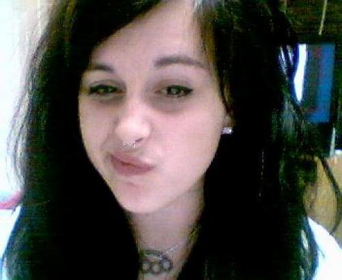 I need some lovin on new years night... anyone wanna hook up? add me at http://go-url.in/6qg