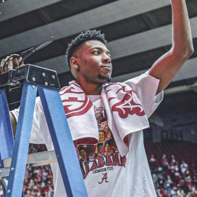 Active on IG with 3k followers and covering every detail of Alabama Basketball‼️(@_bamabasketball_)