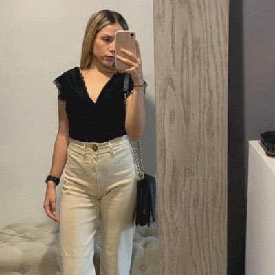 _natalialanda's profile picture. ig: _natalialanda