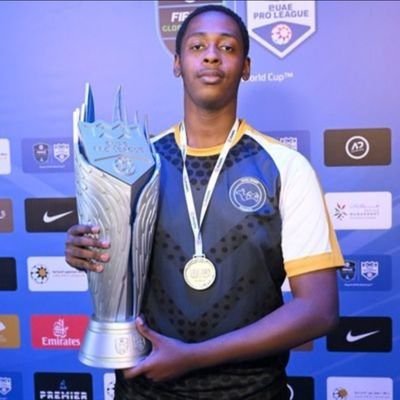 🇦🇪
pro EAFC player for @twisminds  | FGS23 ME🥇| EUAE Pro League Champions🥇|play-ins🥇