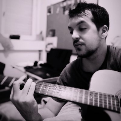 CM en @Radio10. Periodista. Docente.
Primero hincha de Riquelme, después de Boca.