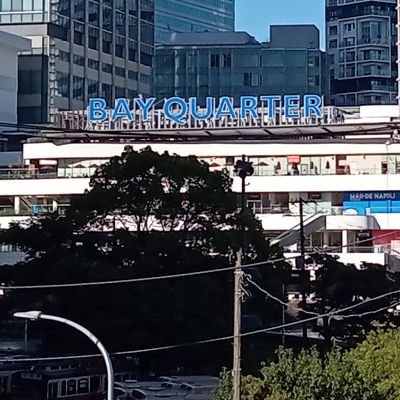 横浜から FTMさんと知り合ってから気になるようになりました。バイですが男性との経験はなし。営業職で見た目は気を付けています!