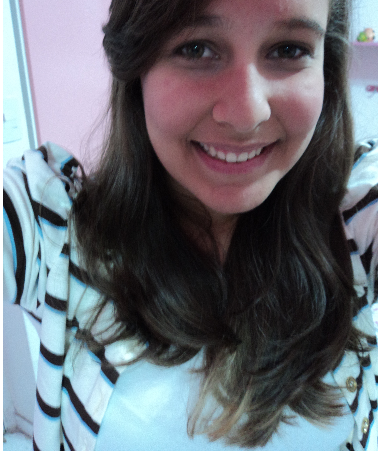 eduardamoura_'s profile picture. People throw rocks at things that shine,
and life makes love look hard