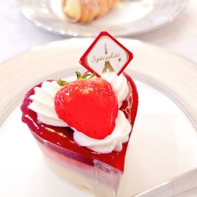 yoroshikune_p's profile picture. はじめまして😃
千葉や都内でP活してます🍸️☕🍴🍝🍰⚒️🏩
楽しいお時間を一緒に過ごしたいと思います✨
定期さん募集中です✨