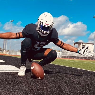 ASU RAM 🟡.24’ GPA-3.5. 6'4/205lbs Football: Receiver/Safety/OLB/ATH/Basketball first team all district Track Athlete high jump champ 832-493-7643