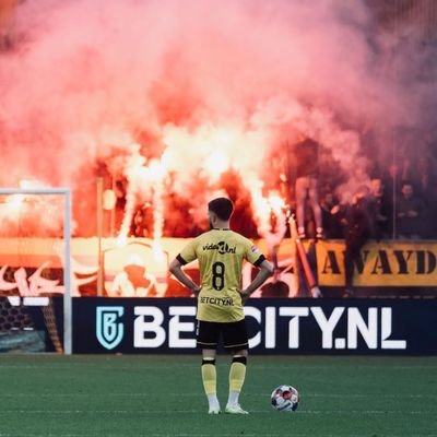 VVVfan3's profile picture. 