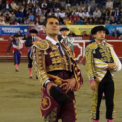 joseantia2000's profile picture. Novillero. Español de cepa. Abogado. Cuando me aburro vengo a molestar bodegas. Si, estoy hasta los huevos.