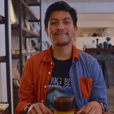 Business Analyst at IBM ~
Dedico parte de mi día para la industria tech