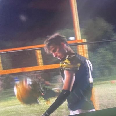 (Class of 25) 6’5 185lbs Wr/Ath, Dual sport athlete (Football, Basketball) GPA 3.95, 46 rec 922 yds 12 TDs NCAA ID # 2401193868, 6236887559