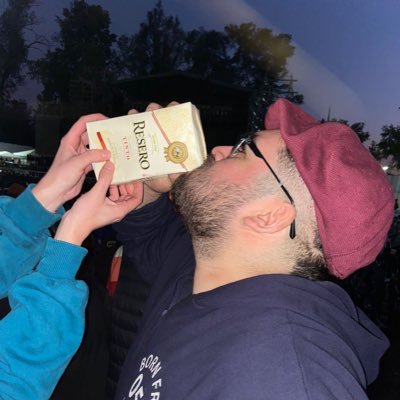 NicoAlborOk's profile picture. Iluminador💡 - Técnico Químico⚗️ - Profe de Química🧪 - Borracho y Bailarín🍺🍷🕺
