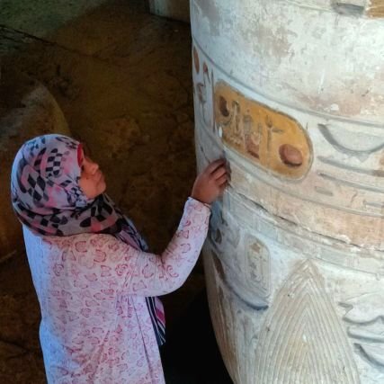 متخصصة في ترميم وحفظ التحف و المواقع الأثرية specializes in the conservation,preservation of archaeologicl artifacts,
sites .