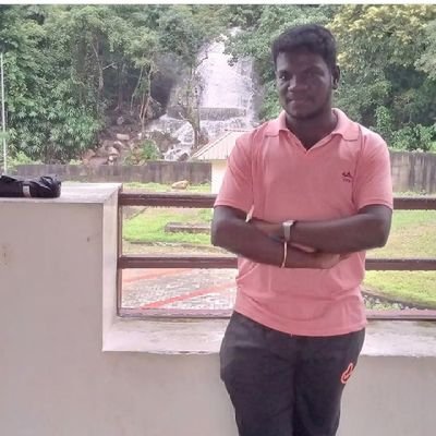 Munees7121997's profile picture. .