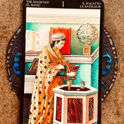 🌞 Receive your daily symbolic message 🌚 (click the link👇)