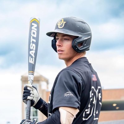 g_arseneau15's profile picture. 