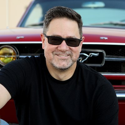 Collector Car Market Analyst, Media & Event Host, Author and Motorwerks President. I mostly tweet about boxing 🥴