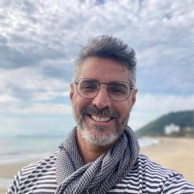 Market Analyst 🔍 | Curating the best crypto insights and investment tips. Dive into my pinned tweet for essential resources!👇