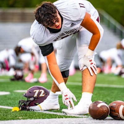 Walsh Jesuit 26’ OL/DL #72/ 6’3(80 inch wingspan)/ 275/ 3.5 GPA. 226040@walshjesuit.org