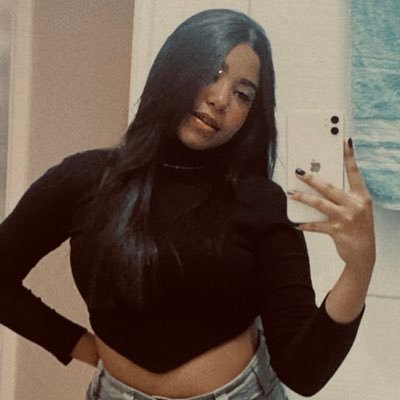 _malulinda_'s profile picture. Gostosa porém triste