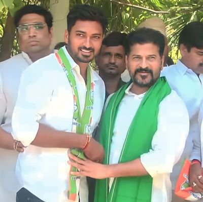 rajeshbalneINC's profile picture. Congressman ✋ || @INCIndia Mandal Party Vice-president, Bachannapet || Sunrisers Hyderabad 🧡