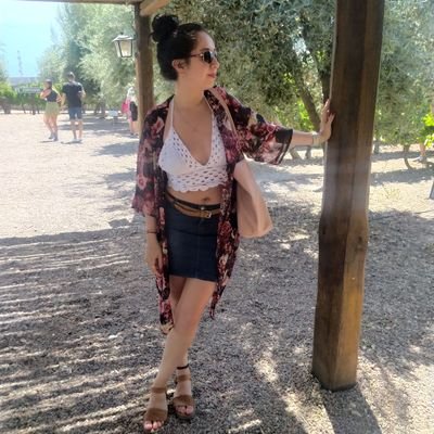 @jade.velasaromaticas |

Estudiante de Counseling. 

 Siempre es hoy 💘